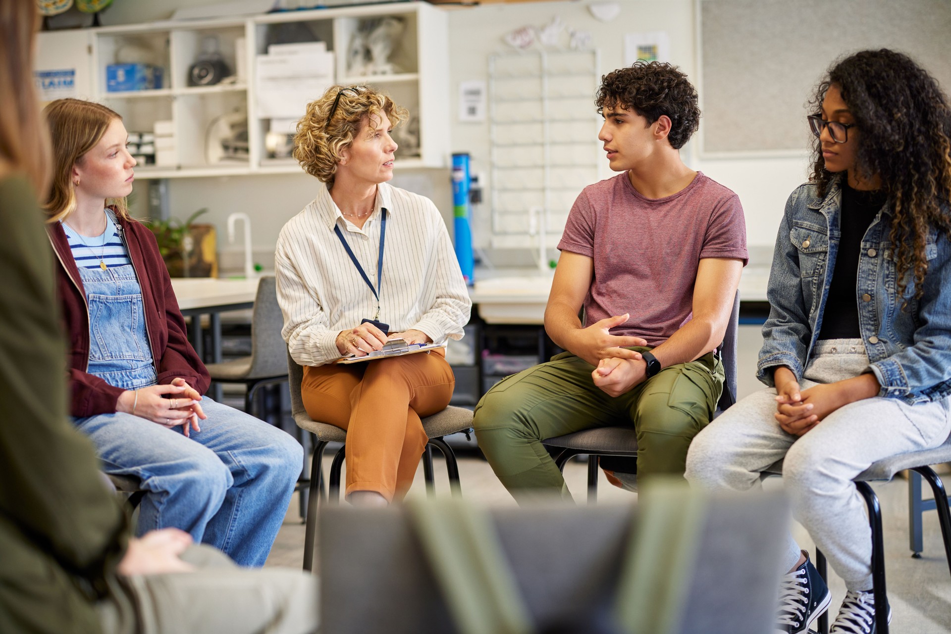Group of  discussion and support in classroom